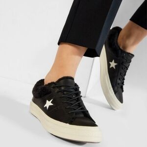 NWOB CONVERSE ONE STAR LOW STREET LEATHER WARMER 'BLACK' - FAUX FUR LINING